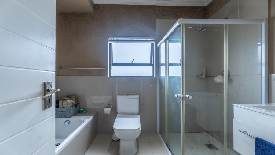 2 Bedroom Property for Sale in Parklands Western Cape
